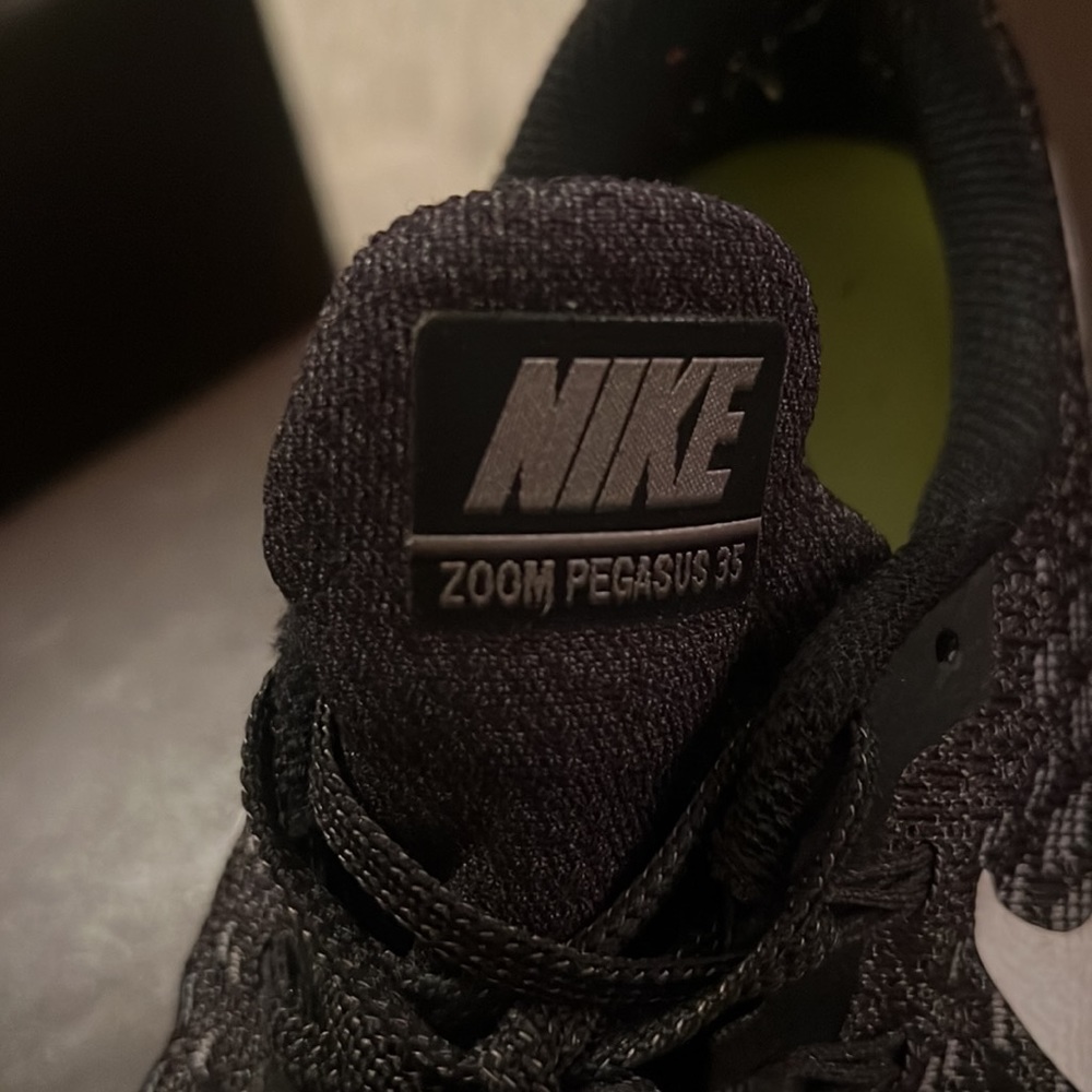 Nike Pegasus 35 Sneakers - Picture 5 of 6